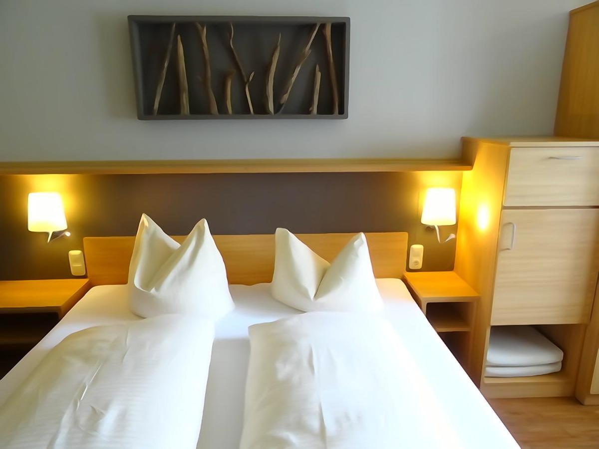 "Blauer Bock" - Hotel-Garni Pleinfeld Εξωτερικό φωτογραφία